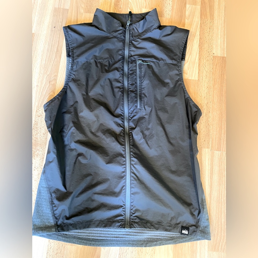 REI Co-op Screeline Cascade Vest. Men’s medium. Excellent, practically new